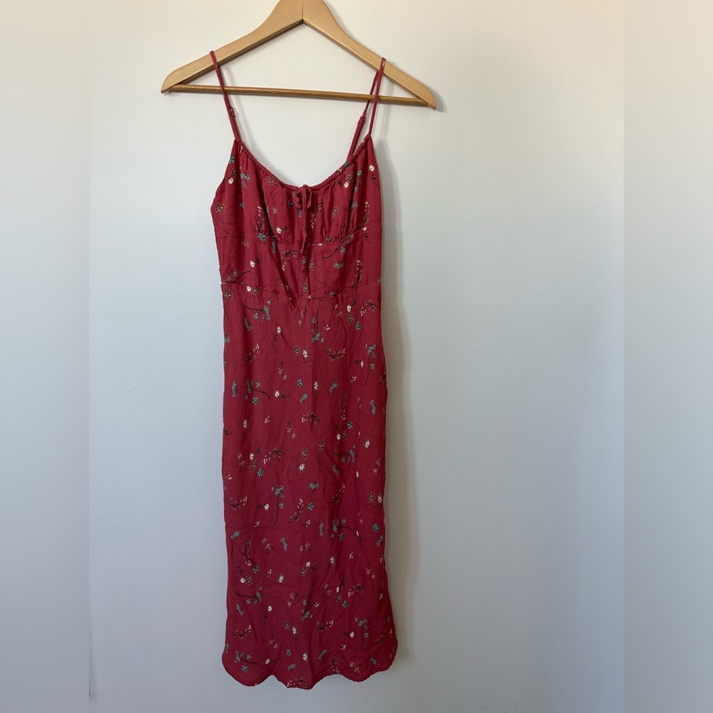 Aritzia Bellow Midi Dress